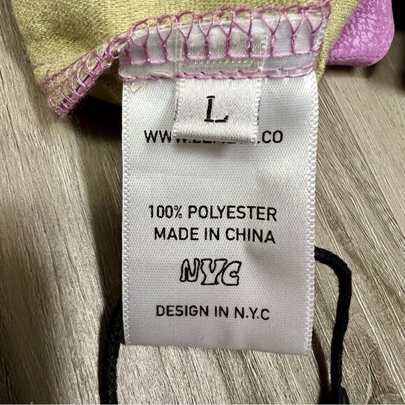 Zemeta for Dolls Kill pink faux leather embossed bootcut pant. Size L. - Picture 16 of 17